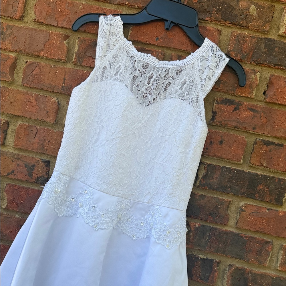 Communion Flower girl White Lace & Satin Formal Dress Beaded Waist size 10/12
